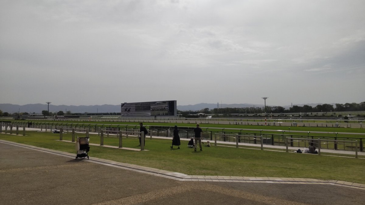 京都競馬場来ました

#春を味わう京都競馬