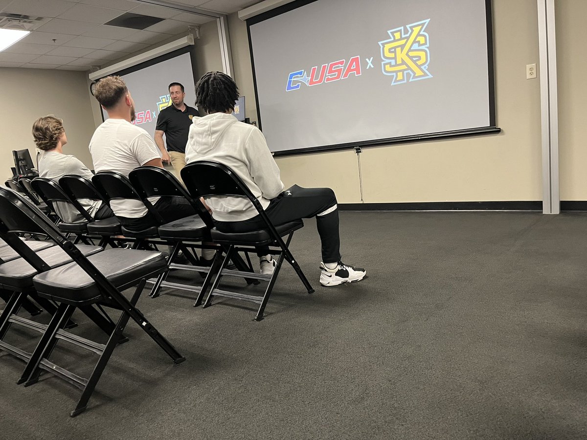 I had a great visit today @kennesawstfb Thank You coaches @BohannonBrian @CoachDougSaylor @Strength_CoachD @DBCoachSmith .Can’t wait to visit again soon! #GoOwls