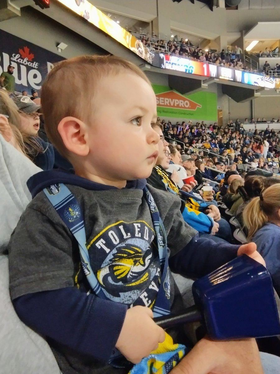 First game of the @ECHL playoffs for the @ToledoWalleye.  We haven't been to many games this year, but Ollie & Jack are ready for #playoffhockey!