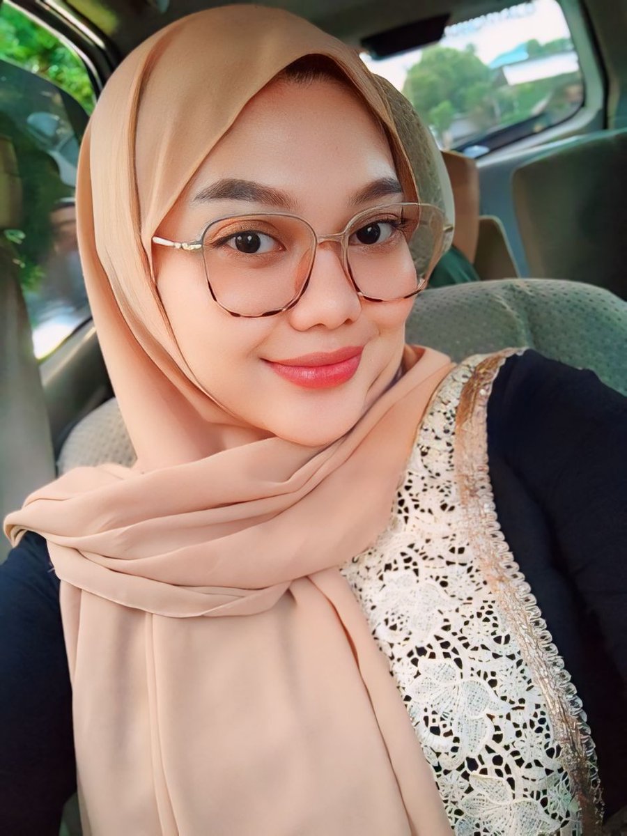 adellolong's tweet photo. Maniezzzz tapi bukan gula 👉🏻👈🏻 https://t.co/5CkDiJzCGF