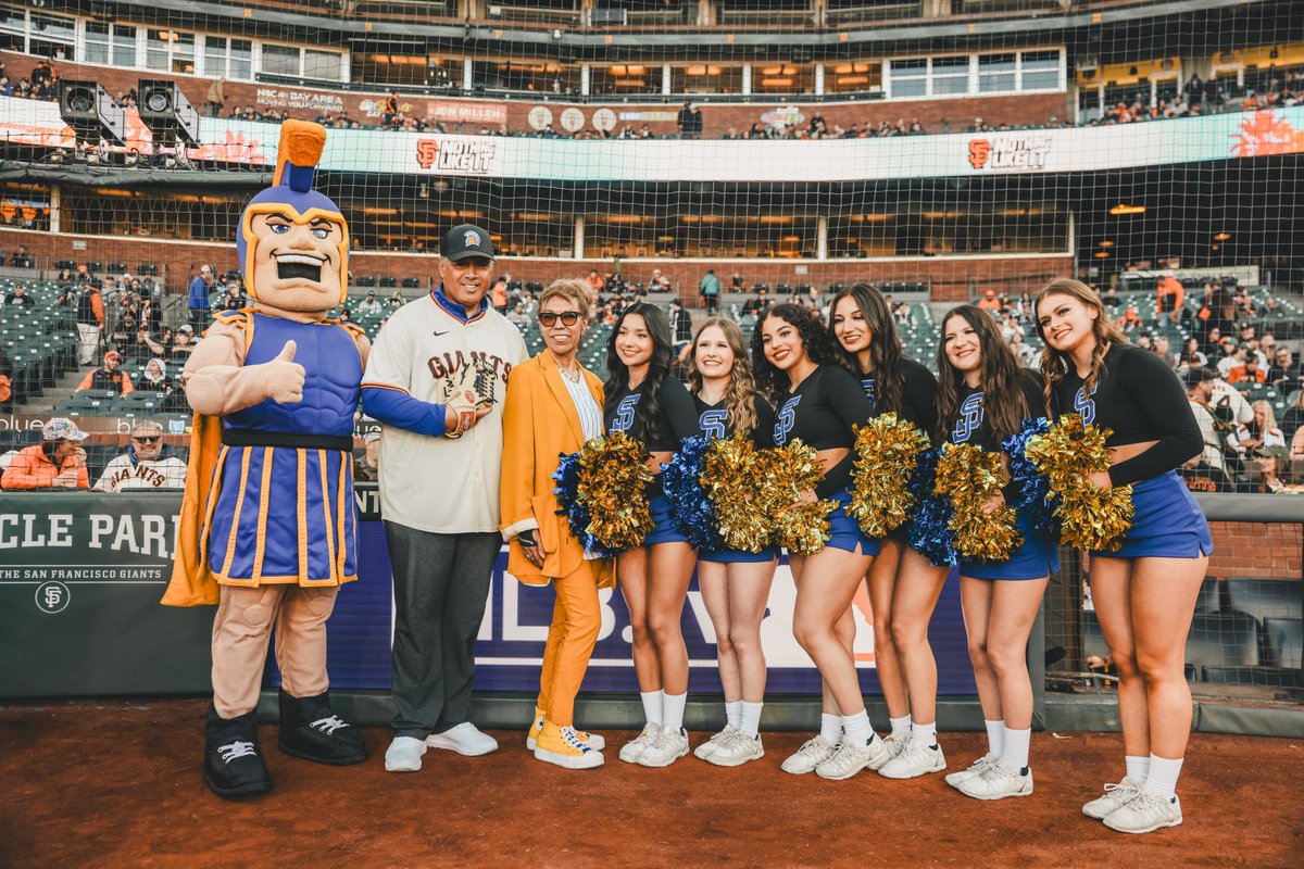 SanJoseStateFB's tweet photo. Thank you, @SFGiants ⚾️

#ThisIsSparta | #AllSpartans https://t.co/D1EzW4uEos