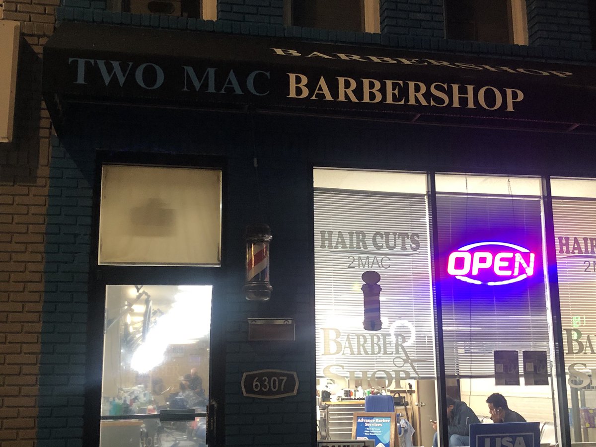 GoreforDC's tweet photo. Georgia Ave Two Mac crew! Thanks for keeping my sonโs hair sharp and taking a sign! The reframe is the same - the Councilmember is absent! Letโs move #Ward4Forward https://t.co/xt4UIaGsJA