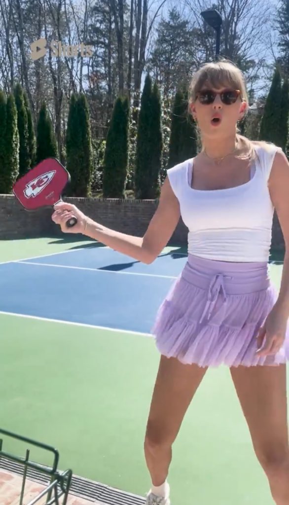 learning that taylor swift plays pickleball has changed the entire course of my life #TSTTPD