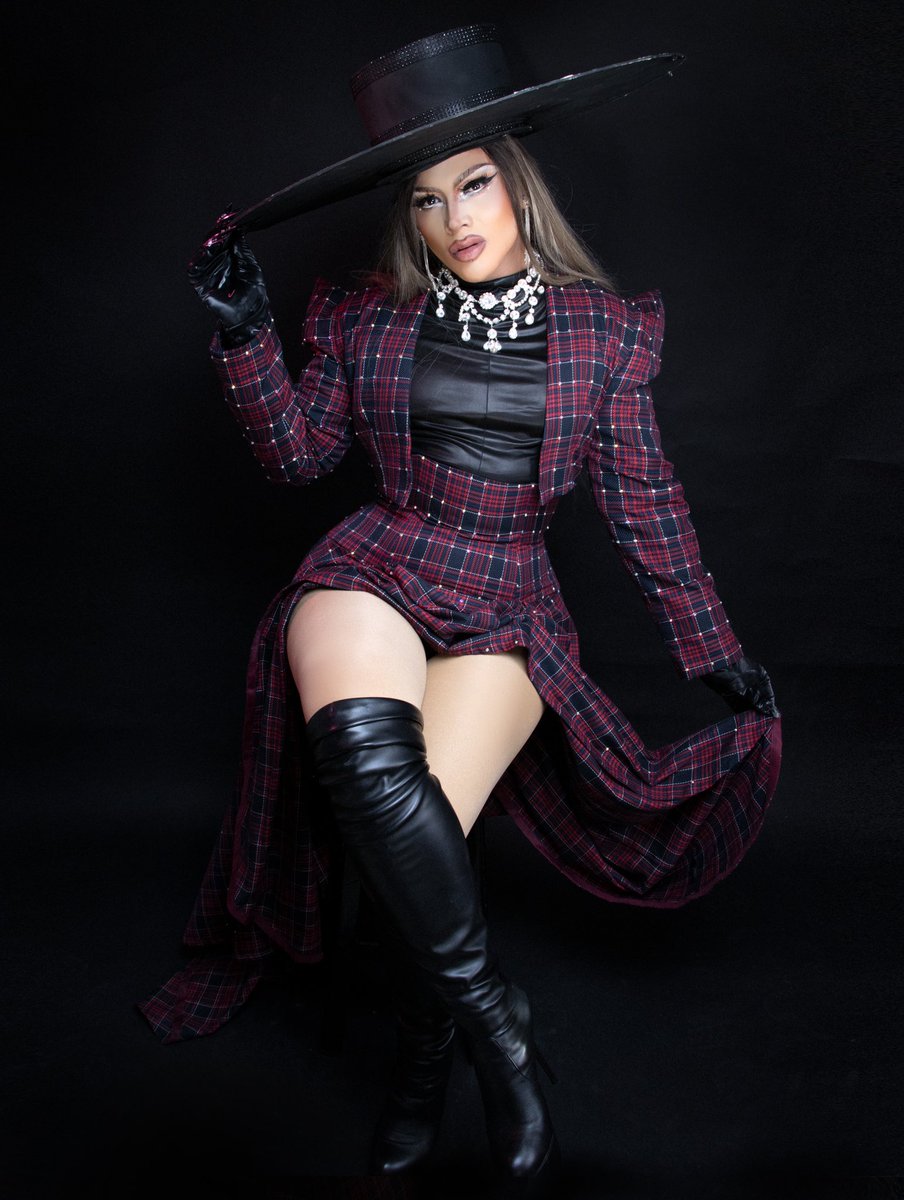 soyvikzen's tweet photo. Alguien pidió ceviche? #Itsvikzen #DragQueen #DragCdmx #DragMx. #DragToluca https://t.co/EcizCHFWSv