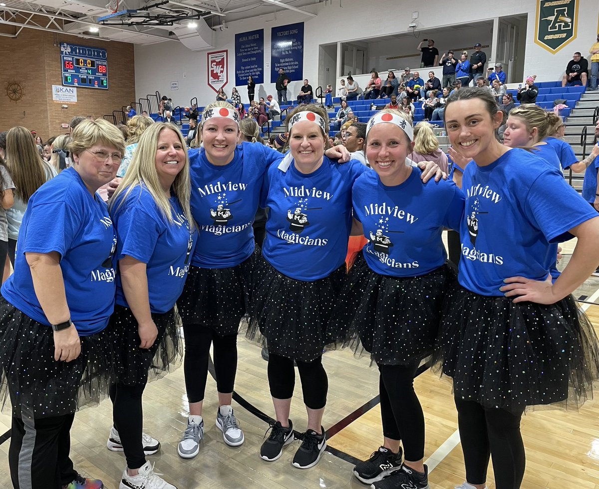 Midview North Elementary (@midviewnorth) on Twitter photo Tonight’s Wizard Game was a blast!! Thank you <a href="/MidviewPTA/">MidviewPTA</a> for hosting a great night for the Middie Community. Tonight’s Wizard Game was a blast!! Thank you <a href="/MidviewPTA/">MidviewPTA</a> for hosting a great night for the Middie Community.