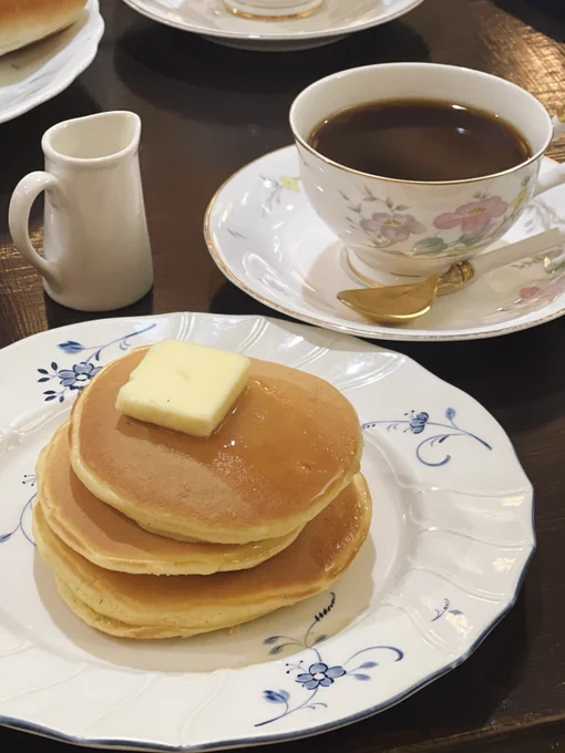 ぽあろみある喫茶店でモーニング 