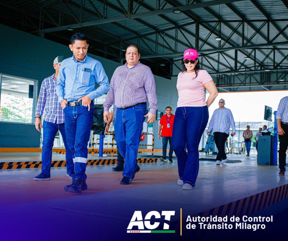 ACTMilagro's tweet photo. #ACTinforma| 

Jimmy Barahona, Gerente General de ACT, lideró una jornada de trabajo en territorio para fortalecer nuestra conexión con la comunidad. 
 ¡Seguimos comprometidos con el progreso de nuestra comunidad! 
#ACT 
#DesarrolloLocal 
#ConexiónComunitaria https://t.co/FSPmDwlbaQ