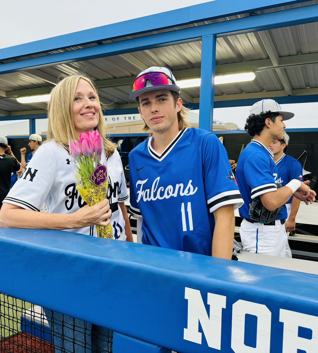 Falcon Baseball celebrates NFHS teachers! We 💙 rooting for our players in our classrooms and on the diamond!! #trueNorth #empower @forneyisd @justinwterry @DrPattonNFHS