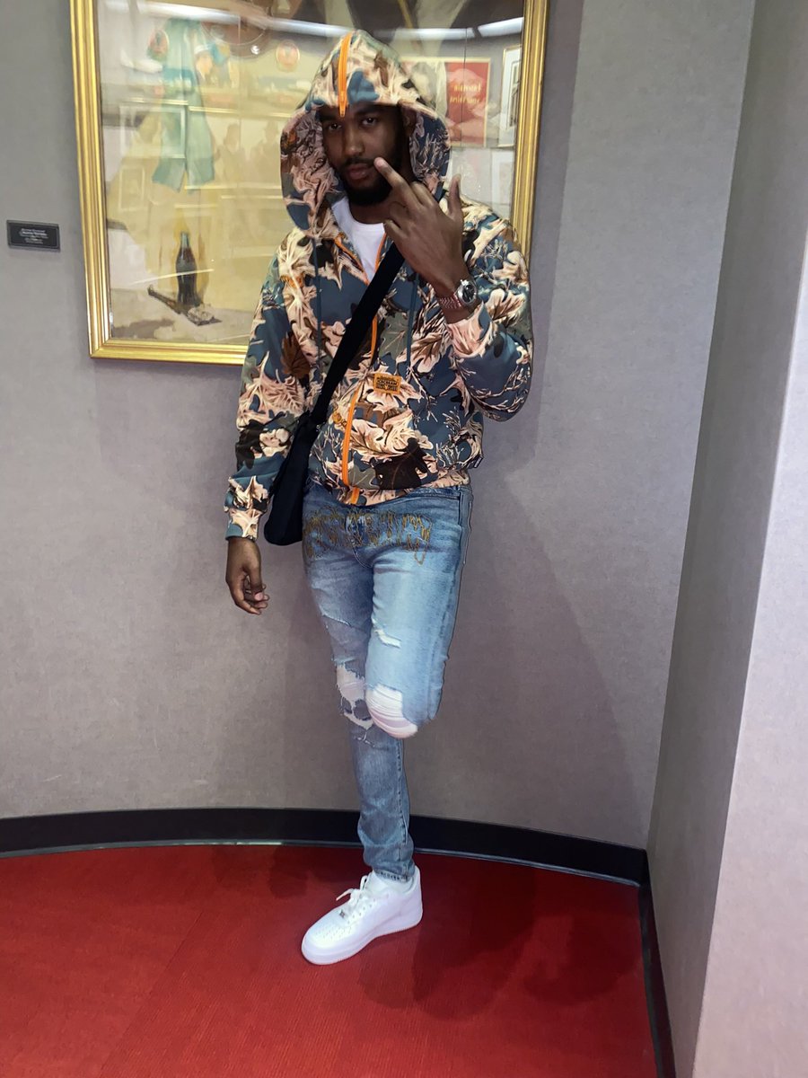 TraphouseJah's tweet photo. 💜 https://t.co/huWD2RpBV3