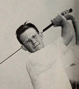 • Happy 97th Birthday to former @IlliniMGolf letter winner Pete Fletcher. His father, Ralph, and brother, Rod, also competed for the Orange & Blue. @maroonathletics @ChampaignHS