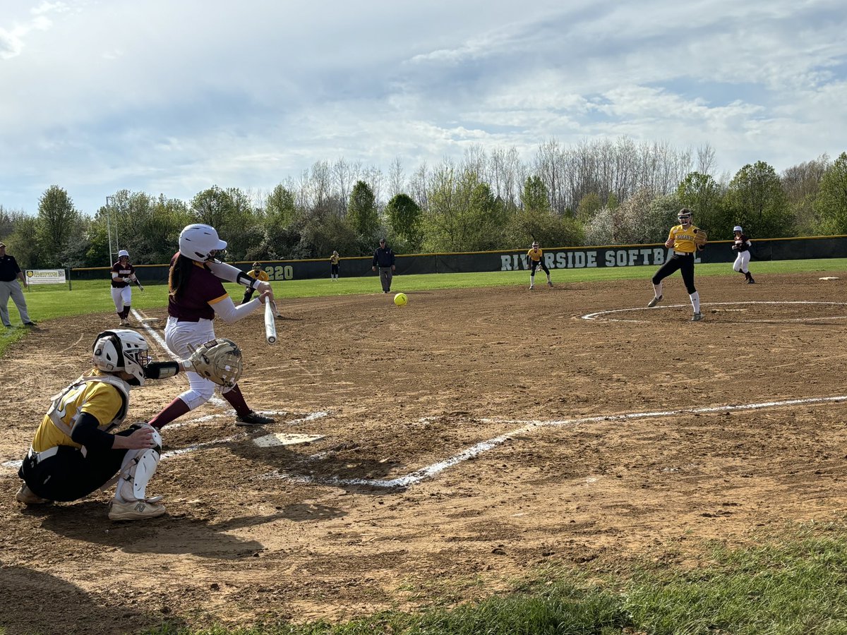 WJ Softball remain undefeated with a 13-0 victory over Riverside The Warriors had 17 hits and @natalie_susa had 15K @EllaGirard2026 was 4-4 with 3 RBI + 3 SB @ReneeBrown08 went 3-3 with 3 runs and 3 RBI @BerquistMia went 2-3 with a dbl + 2 RBI #WJSoftball #LetsBeLegendary