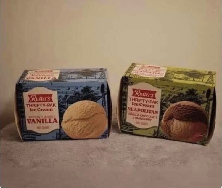 DO YOU REMEMBER!👵👨‍🦳 Who remembers when ice cream came in a box ?🤔🍨