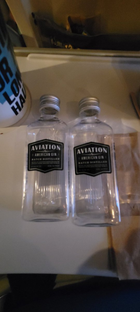 Dear <a href="/VancityReynolds/">Ryan Reynolds</a>, good shit, <a href="/AviationGin/">Aviation American Gin ✈️🍸</a> got me toasted on <a href="/AlaskaAir/">Alaska Airlines</a>.