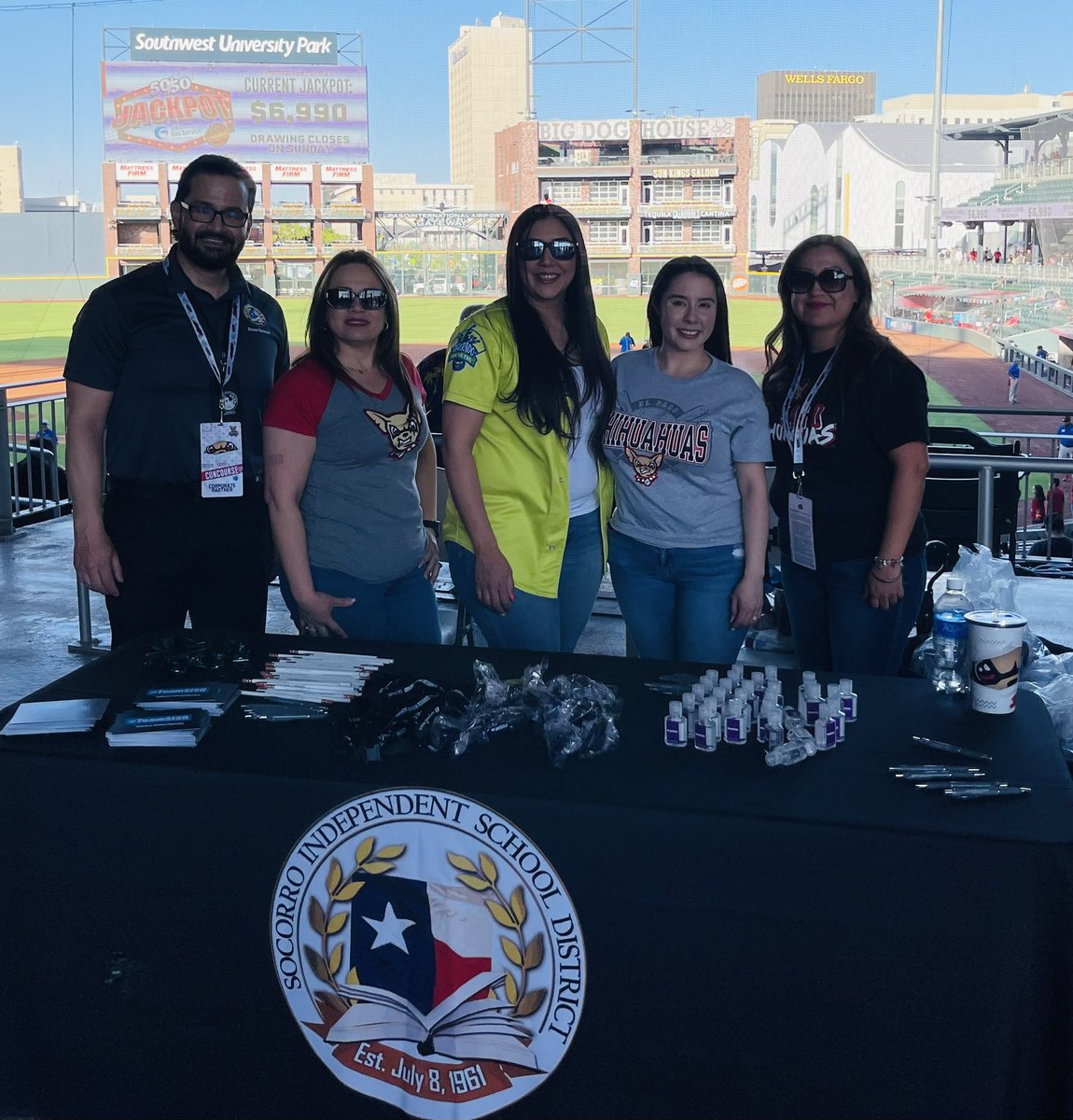 #TeamSISD night @epchihuahuas game. ⚾️ @MCarmona_HR @sisd_hr