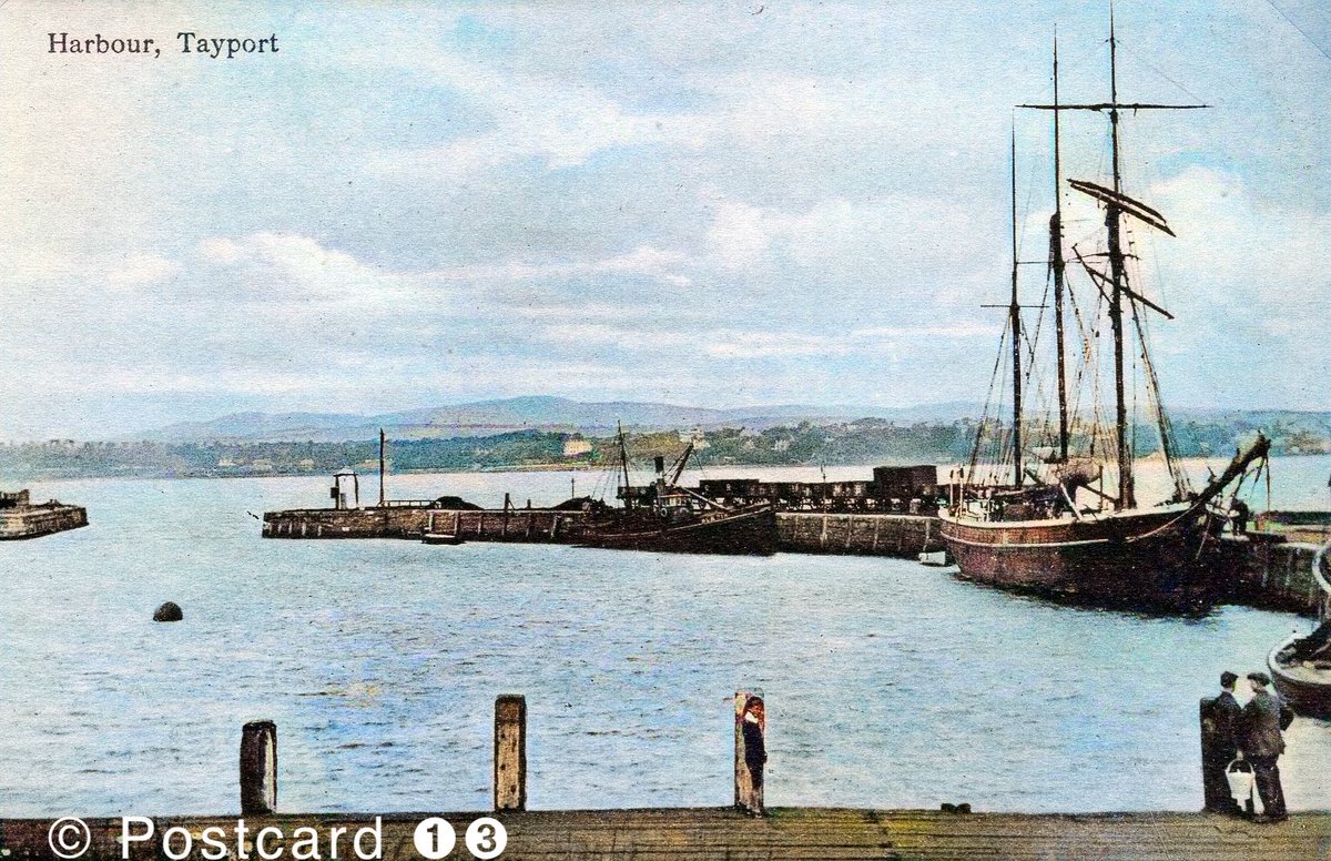 Tayport
To complete this week’s look at postcards of Fife harbours, 120 years ago view of Tayport, the coal wagons for the shipment of coal and boats from the Baltic delivering timber to the local merchants

#Fife
#Tayport
#oldPostcard