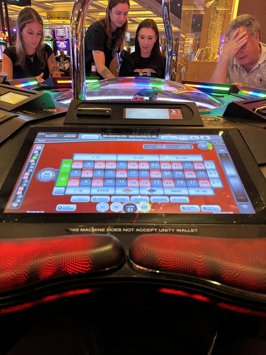 Ryan__Golden's tweet photo. My favorite game at the casino is roulette just won $500. https://t.co/tDJoh21DN8