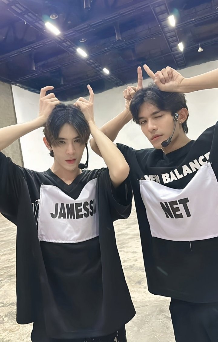 alisunny_027's tweet photo. Morning dear วันเสาร์ 💜
ทำงานวันเสาร์ ☕️🍊
คิดถึง Inferno 🔥👹
#แฟนๆของเน็ตเจมส์
#MorningNetJames
#NetJames
#อรุณสวัสดิ์เน็ตเจมส์
#เน็ตเจมส์ https://t.co/O5zWItYRcx