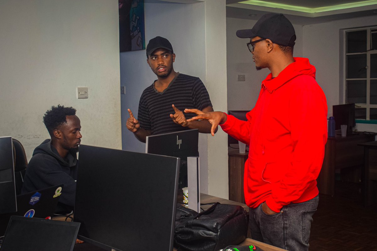 code3camp's tweet photo. What a nightπ°πͺπΊπ¬
Let's keep building π
#web3 #web2 #AI #DataScience #nightofcode #hackathon https://t.co/nzATTvclgw