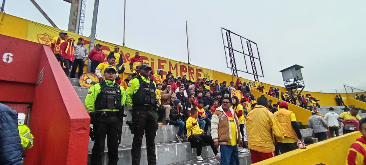 Aucas45 tweet picture