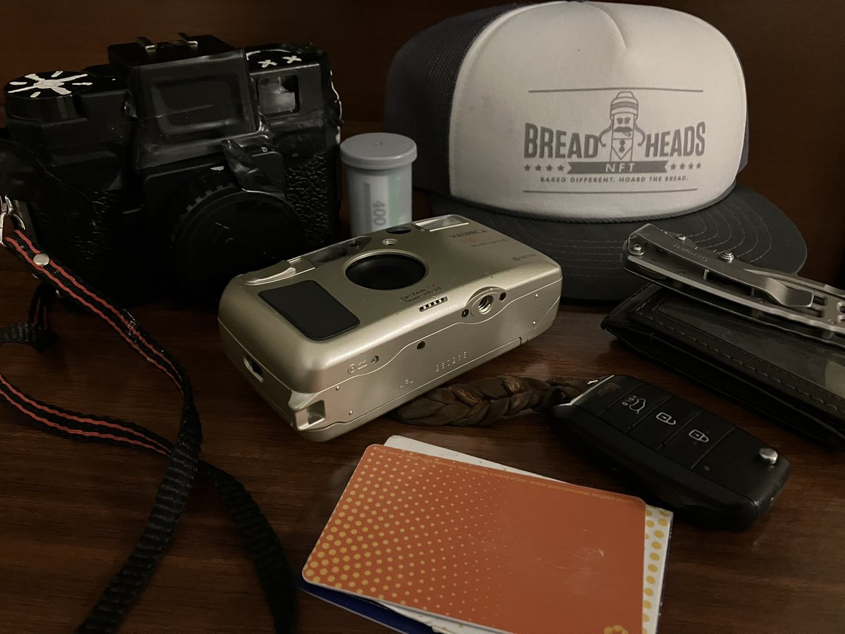MayneDucky's tweet photo. Off adventuring and wasting film with the younginโ for the weekend.
Stay ready and stay bready ๐ฅ
Peace!
#bakeddifferent
@breadheads_nft https://t.co/JDerPFwSWr