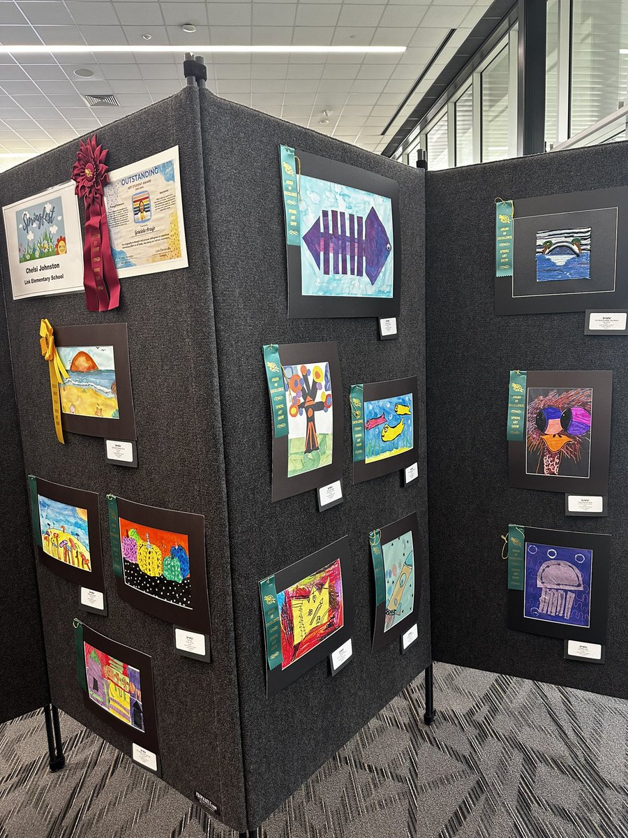 Another successful year for @SpringISD @SpringISDPVA ART 🎨 highlighted by our cumulative art show, Springfest 🌸 the way our teachers show out and pour confidence into these growing artists is palpable in the (very) filled art hall. @LES_Spring @SpringISD_Super @TangyStith