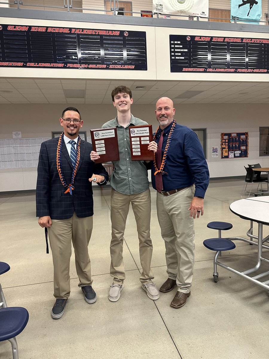 cade_hartley's tweet image. It has been an amazing senior year and I couldn’t have asked for better people to be surrounded by. I am honored to have received the team MVP award, and be the 3rd highest scorer in Glenn history. What an amazing way to end my high school career!