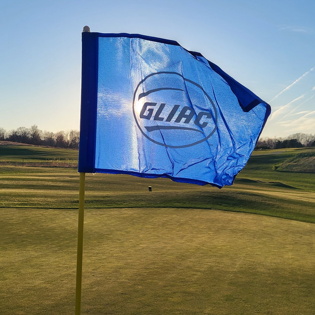 Davenport is atop the team leaderboard after round 1 of the 2024 GLIAC Women's Golf Championship. DU's Hannah Robinson holds a one-stroke lead over GVSU's Olivia Stoll on the player leaderboard. 🔗 bit.ly/3UnRRYw #WhereChampionsCompete #GLIACGOLF⛳️