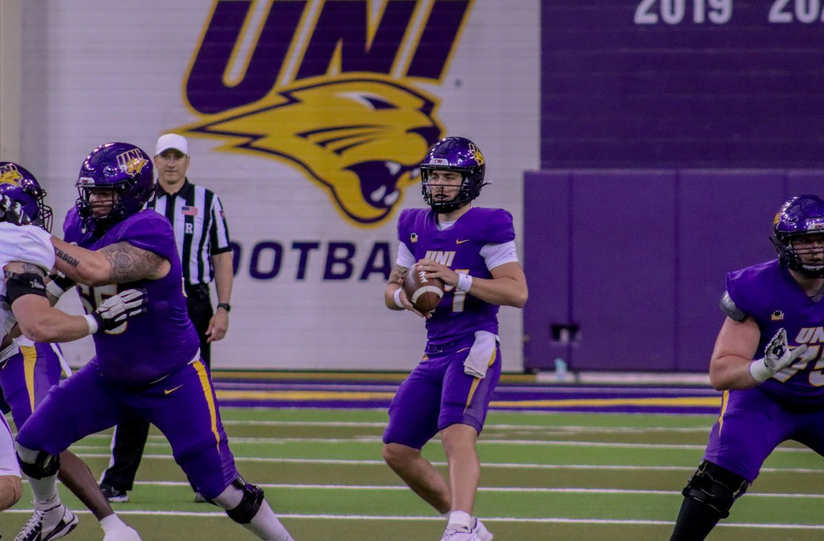 UNI Football tweet media