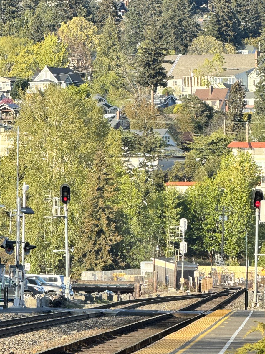 what a stunning day to take the @Amtrak_Cascades route down to seattle from bellingham station in fairhaven!