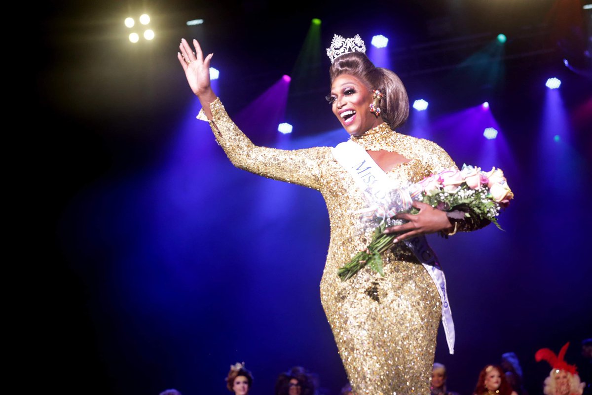 Lauren Obaza tweet media