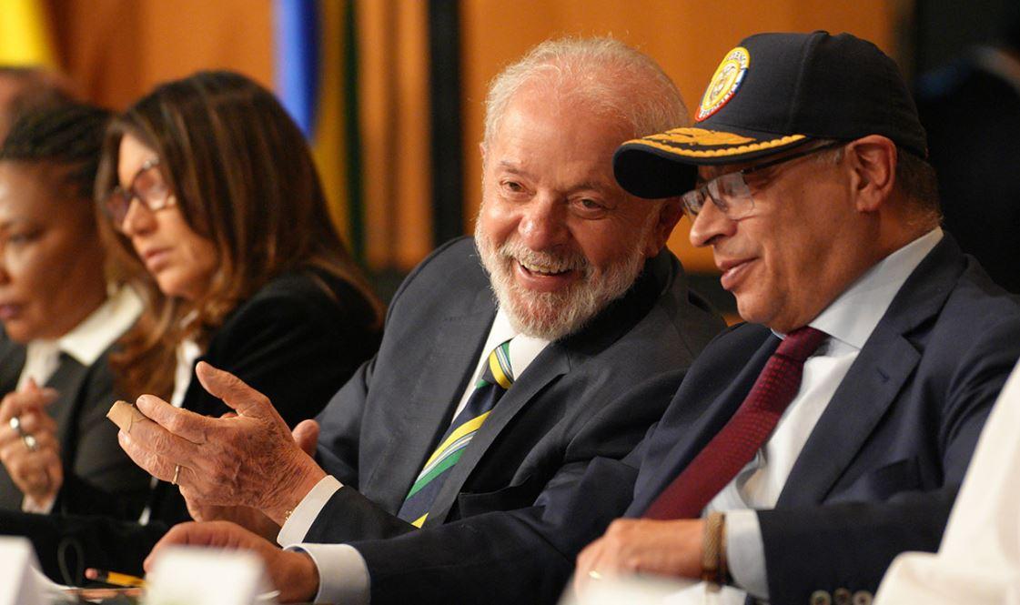 luisnassif's tweet photo. Petro recebe Lula e propõe aliança estratégica para alavancar a América Latina https://t.co/eY3PZujpVk https://t.co/wphakXMrVq