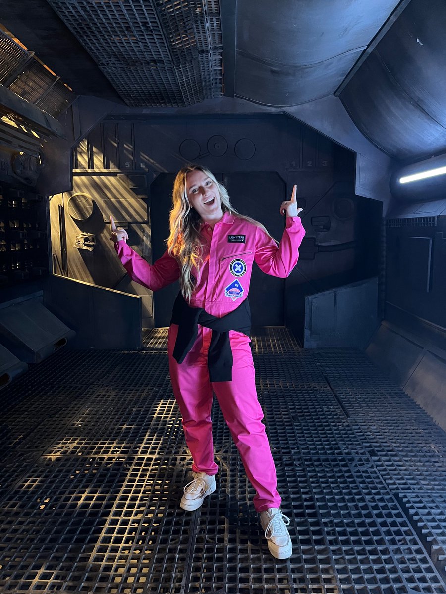 Emily_Ploense's tweet photo. One of my biggest dreams came true 🥹 I got to co-star in @Logic301 newest music video for 44ever with the #rattpack 🙏🚀

Forever grateful for this once in a lifetime experience 🥺🫶 https://t.co/WZPhysPyIM