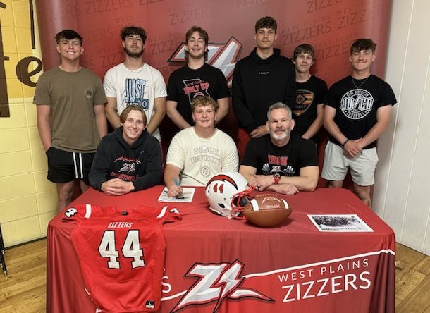 Congrats to Dawson Howell on signing with @Evangel_FB today! We are proud of u Fo-Fo! Best of luck! ⚡️🏈💪🏼