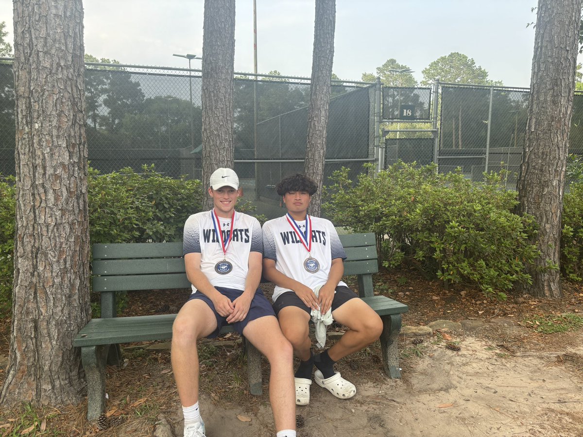 Finishing out the season strong with a few wins at the Greg Dwyer Invitational! 🥈Boys Singles, B: Zander Newell 🥉Boys Doubles : Brady Enstrom/ Ben Vo Consolation : 🥇Mixed Doubles, B-Brooke Finn/Tim Fortenberry #Wildcats @TISDTMHS @TISD_athletics