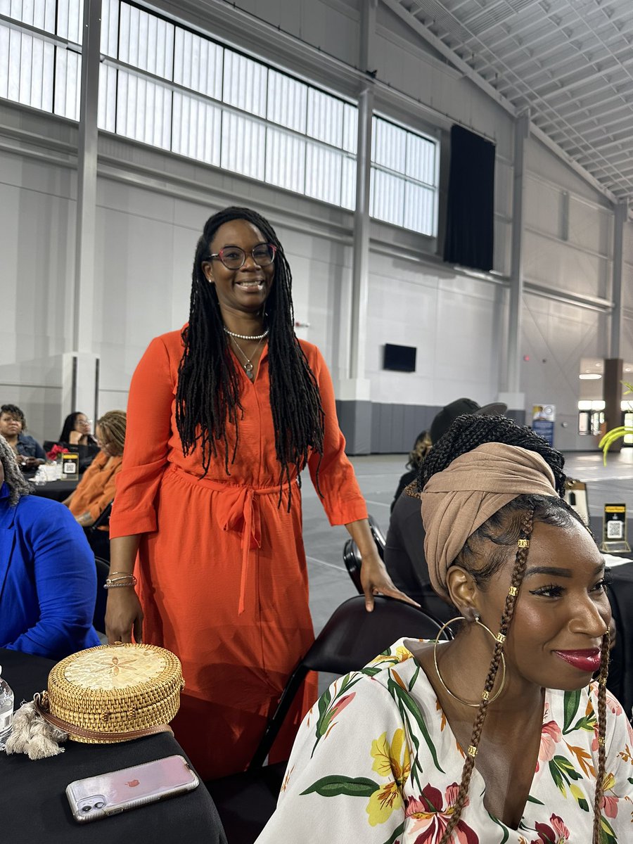 Great night <a href="/JCPSKY/">JCPS</a> <a href="/JCPSDEP1/">JCPS Diversity, Equity, and Poverty Department</a> Educators of Color celebrating two leaders in Student Support Services <a href="/JCPSAsstSuptASP/">Dr. Alicia Averette</a> and Tovah Heggs-Mitchell