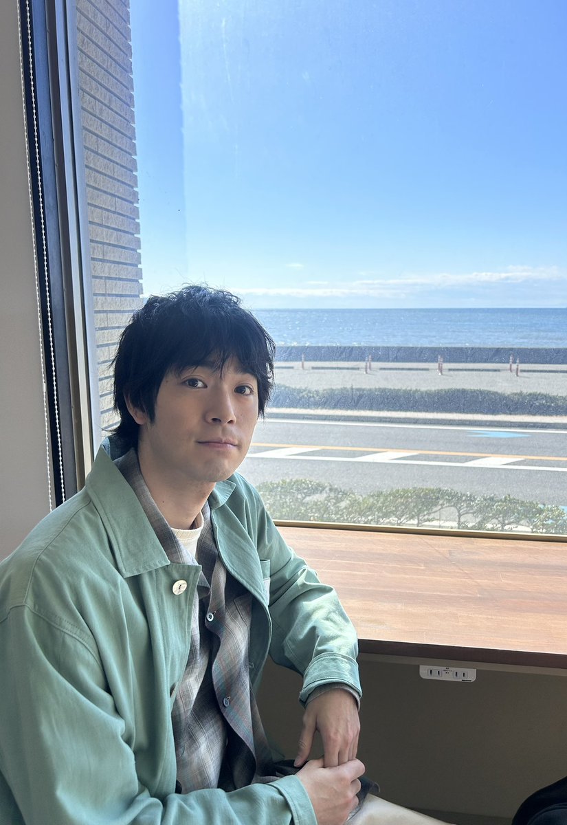 dw_official0808's tweet photo. このあと11:55〜日本テレビ「#メシドラ」放送です❗️行き当たりばったりのドライブ旅🚗とっても楽しそうで🍖🍪美味しそうしたので😋ぜひご覧ください💨

#兼近　さん
#満島真之介　さん
#井之脇海　さん
#渡辺大知 https://t.co/F9kVwEXQOY