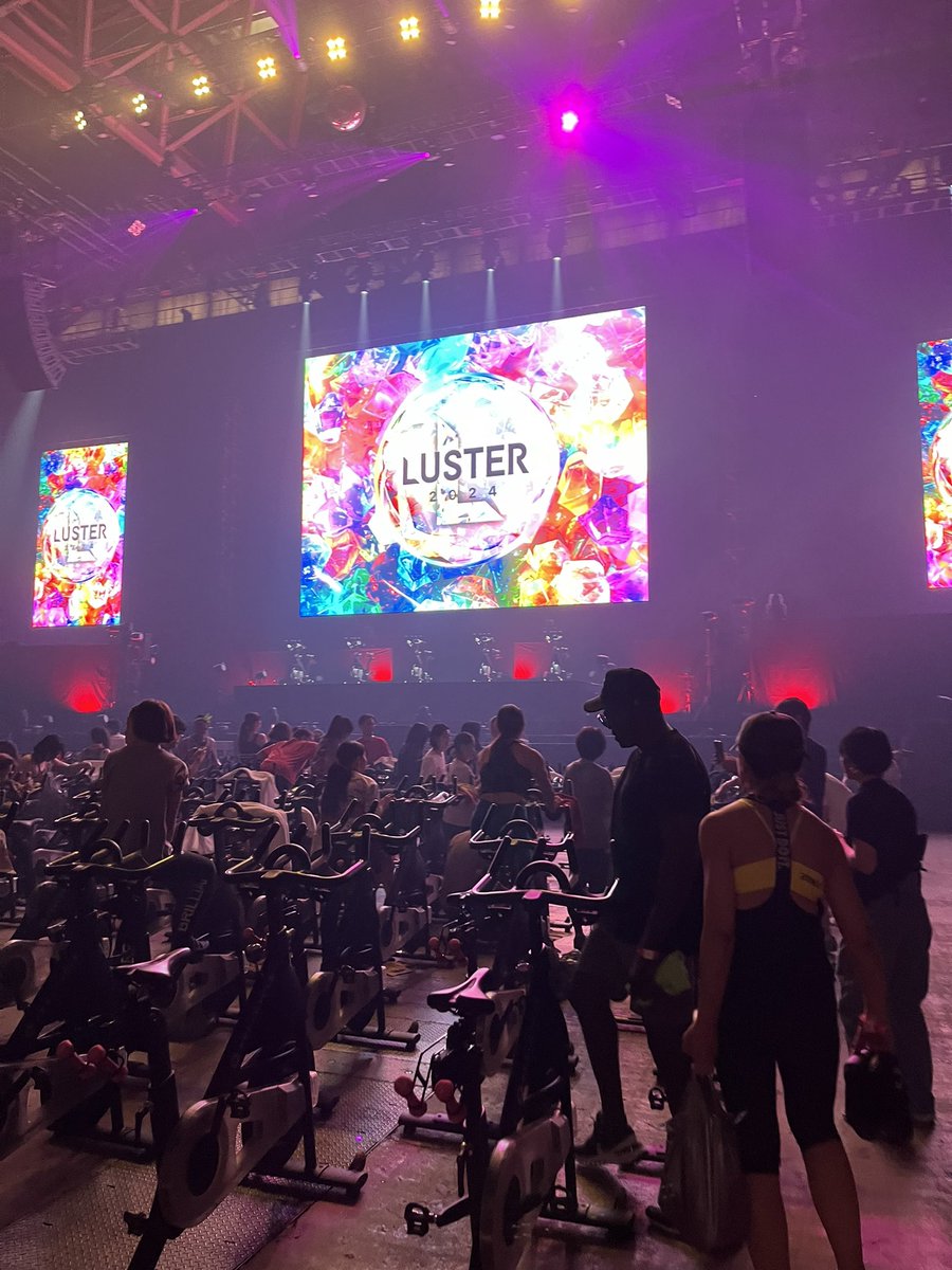 minendo's tweet image. 2024年LUSTER初日
Nカンナちゃんのお姿はいつにも増してカッコ良く、お目当てのサポートライダーシンﾍﾟｰくんは存在感際立っておりました。最初は緊張気味かな？と思ってハラハラしましたが、途中からはいつもの両目を閉じての赤ベコ漕ぎが見られ大満足✨✨
#feelcycle
#LUSTER
#元OMS