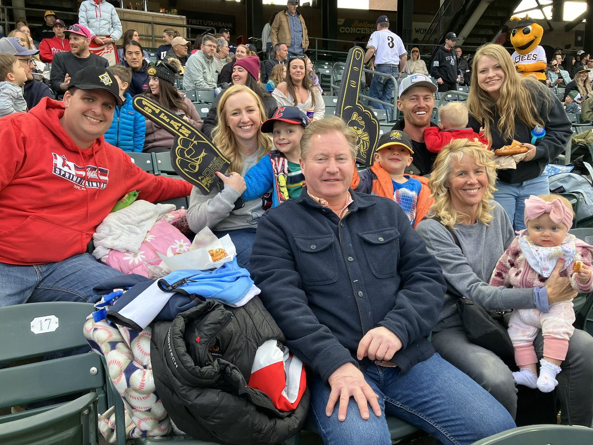 Excited for some @SaltLakeBees baseball tonight! Can’t wait for an @MLB team here in Utah! Right @BigLeagueUtah? #Baseball #MLBtoUtah