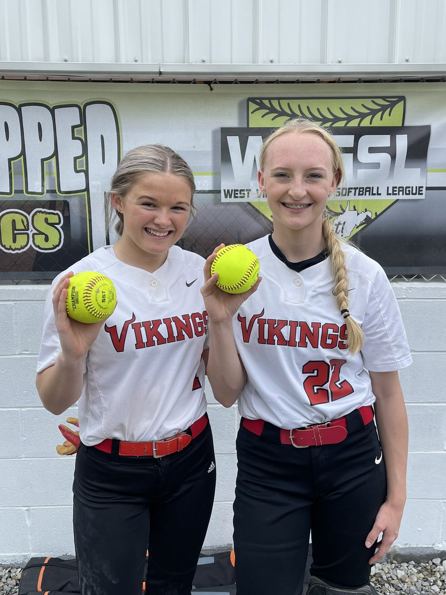 EChew22's tweet photo. Had a good day hit 💣7, caught one stealing 2nd and my pitcher @Livrkkkkkkkk threw a perfect game. @TSThunder_16u @TSThunderGold @Softball_Home @SoftballDown @SBRRetweets @CoastRecruits @IHartFastpitch @CoastRecruitsSB @LegacyLegendsS1 @TopPreps @u_prospect @SoftballRecruit https://t.co/Yk0aA66bTt