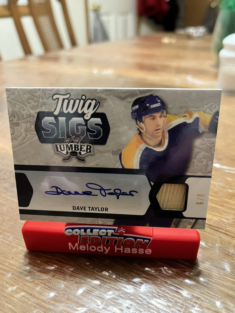 Redheat15's tweet photo. Next giveaway! Winner announced April 21! Like, share and comment for a chance to win! One comment per person please and thank you! https://t.co/zmzUZznFy6