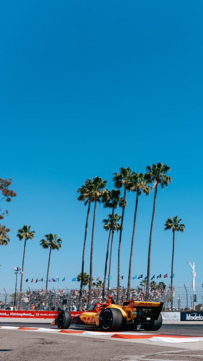 What an amazing track! Love the atmosphere from the fans already on Friday. Car feels great, couple of touches and we’ll be ready for qualifying tomorrow. 🤩 #LongBeachGP