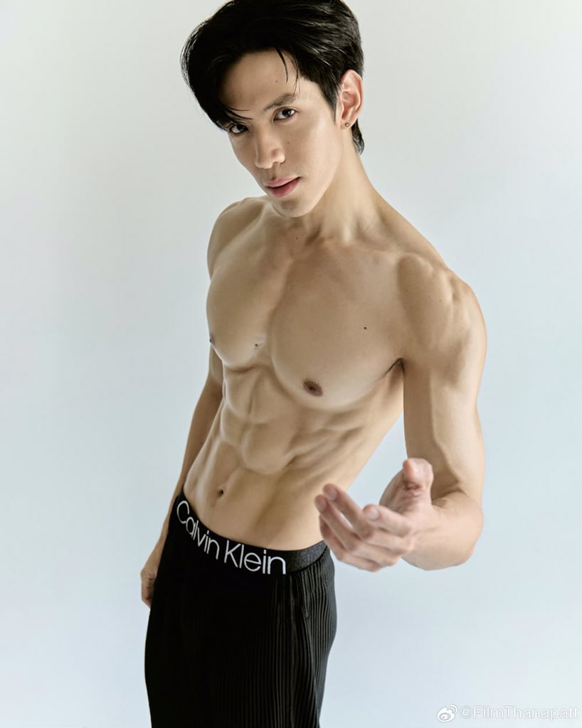 molingling88's tweet photo. It would be nice to have a birthday every day. I want to see such benefits every day.

@film_tnp20 
#FilmThanapat
#ฟิล์มธนภัทร https://t.co/CSunkhwFey