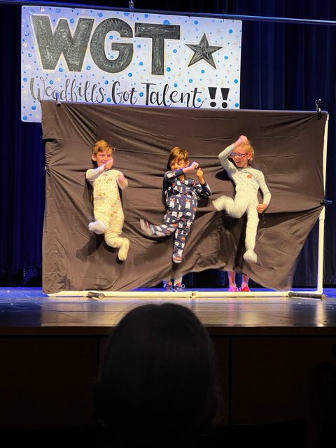 FTWoodfillES's tweet photo. Woodfill’s Got Talent! So many awesome acts from our Woodfill students! Thanks for coming out tonight to support the Wildcats! @FTSchools @WaymeyerFTWES @FTSUPT https://t.co/mhpk6xWbWC