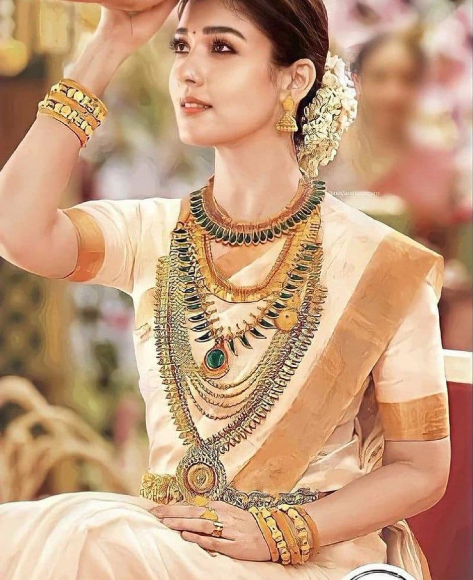 #LadySuperstarNayanthara for @TanishqJewelry Ads❤️✨

#Nayanthara @NayantharaU #KollywoodCinima #Heroine #Pic #Actress #PicOfTheDay #Cinema