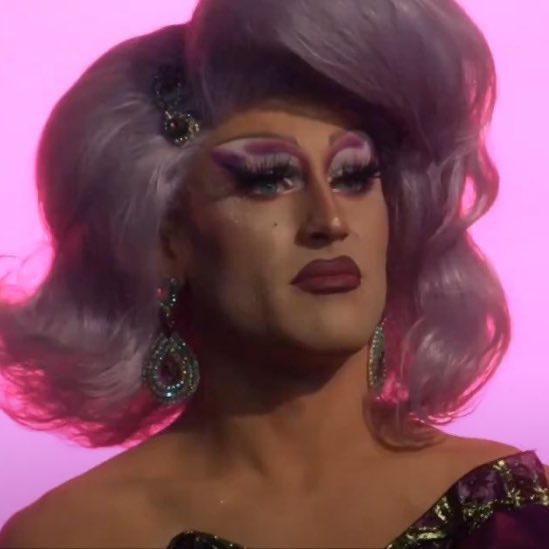 BlazesAccount's tweet photo. Nymphia winning                  Sapphira losing #DragRace https://t.co/zTAmzKjSga