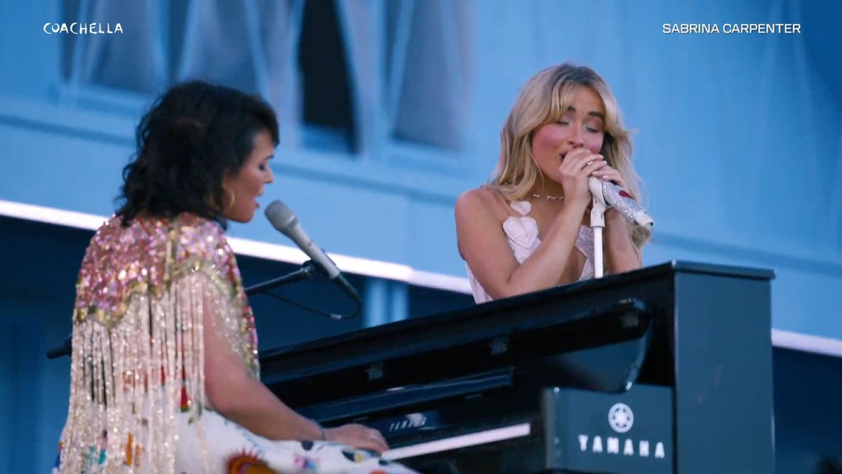 Weekend 2 of @Coachella is so much better in many ways.
Dont't know why...
@NorahJones joins @SabrinaAnnLynn on stage performing together at #Coachella
@youtubemusic @YouTube
