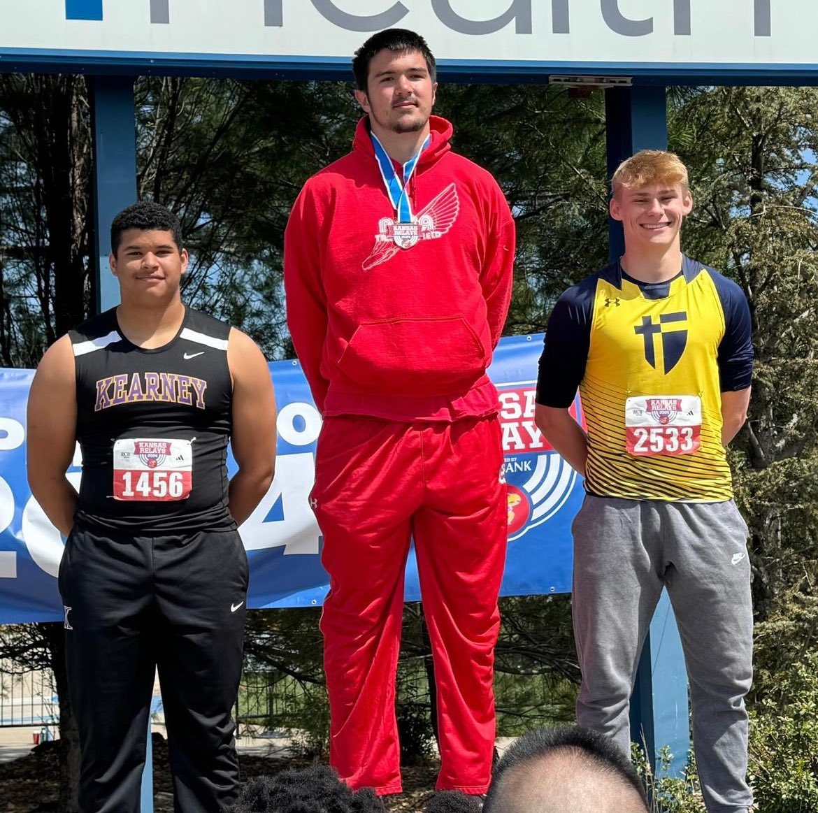 GoodenowJoey's tweet photo. Solid day at KU Relays. Threw 186’ for runner-up in disc. Still lots of room for improvement. Shot tomorrow. Class of 2025. #KansasRelays #BAU #Throws https://t.co/URNvWUhBzd