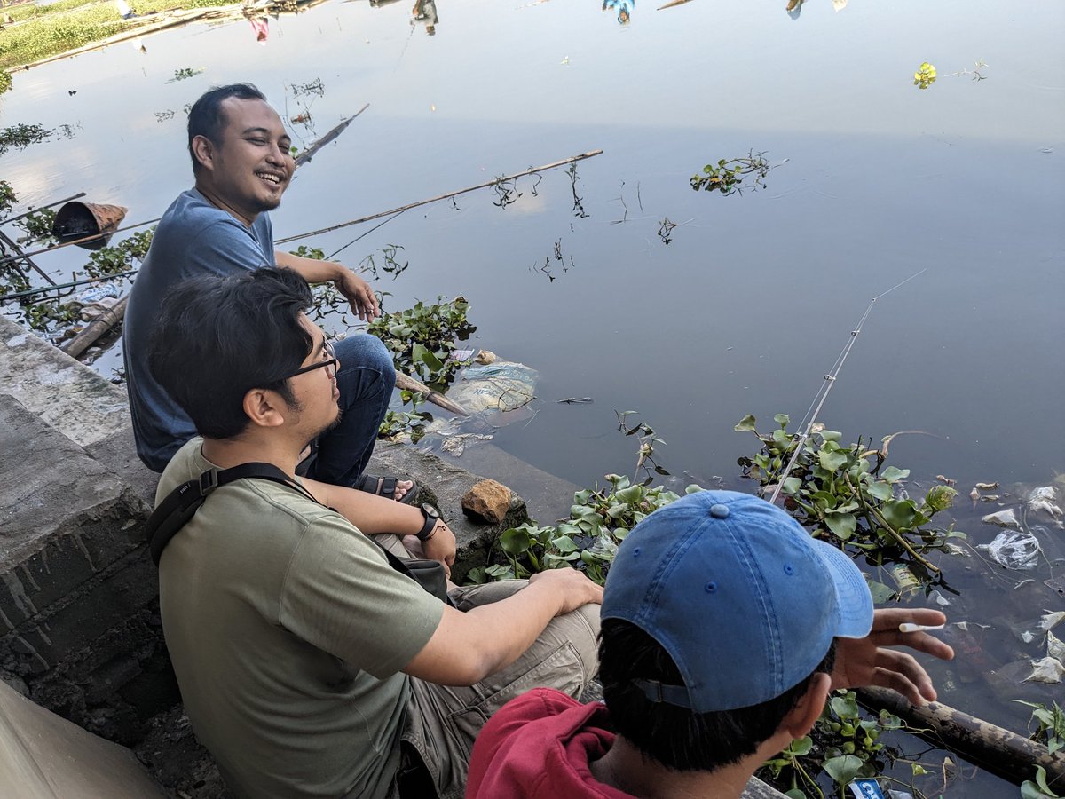 Mancing opo tenguk-tenguk buos? Rumangsaku kok ra enek sing strike.