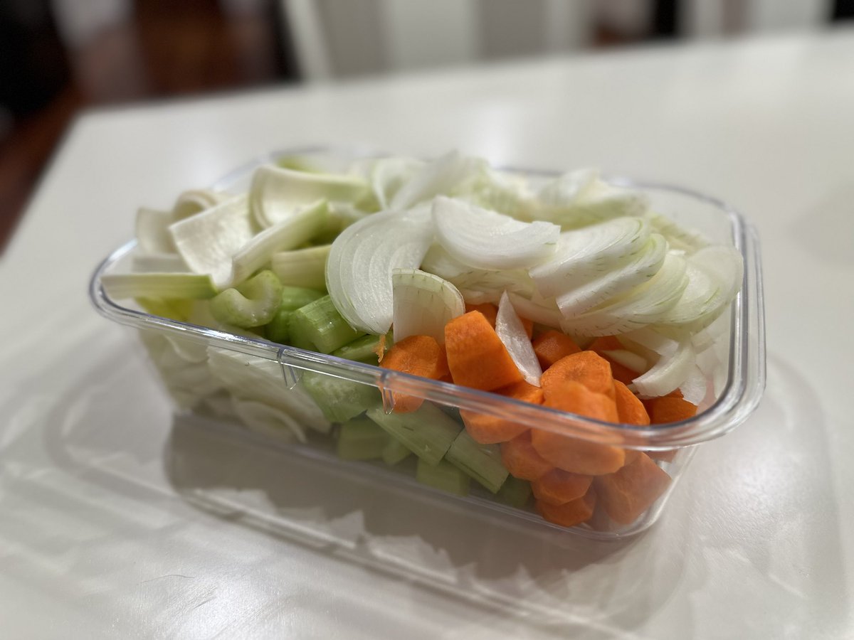 Cap'n Axe tweet media