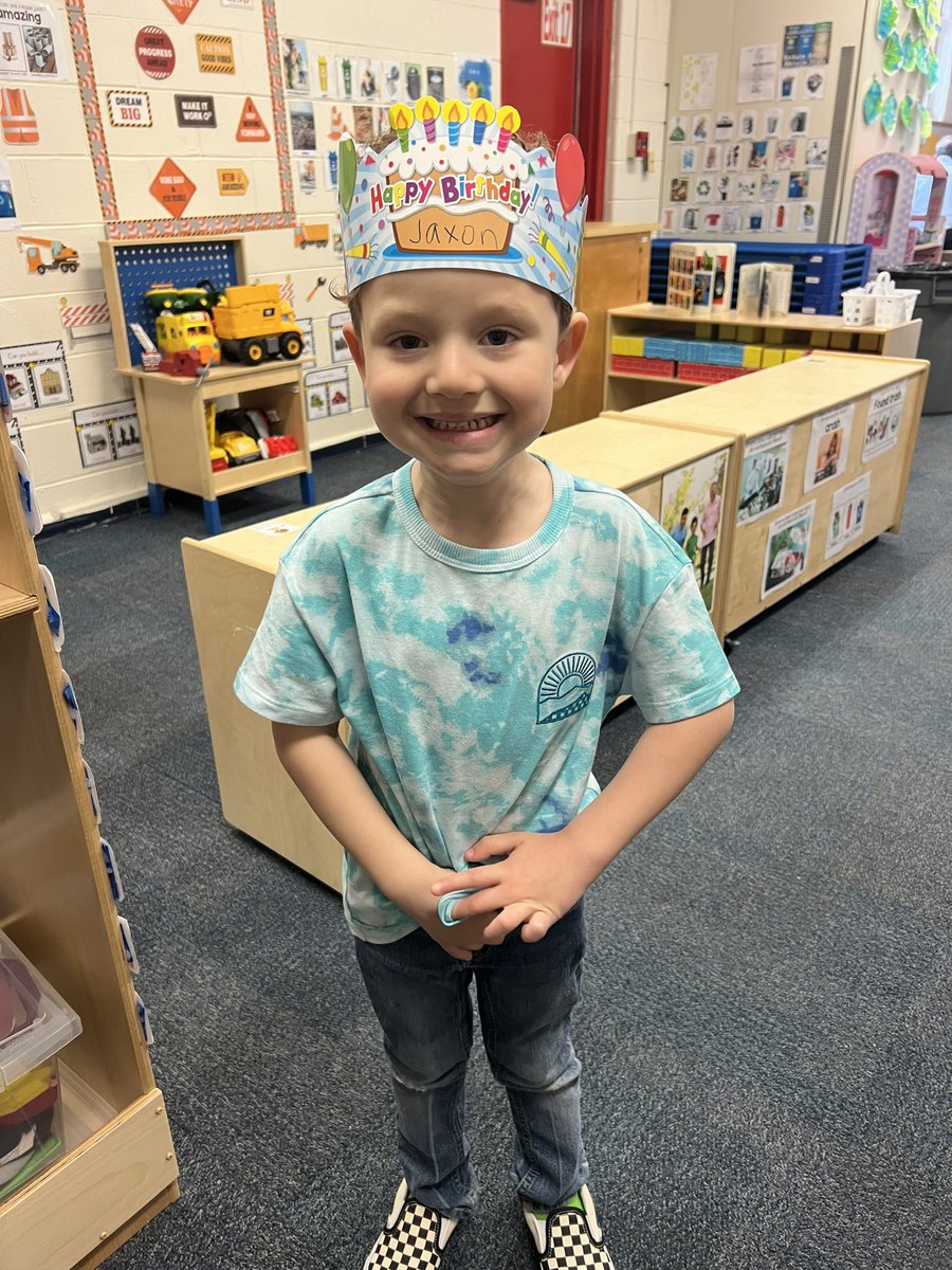 DaweClassroom's tweet photo. We have celebrated some April birthdays… to our two kind friends, Maria &amp; Jaxon! Maria turned 5️⃣ and Jaxon turned 4️⃣!! These two are a joy to have in our room.🥳 🍰 #prekteam #otesrocks https://t.co/IKtfFytsU4